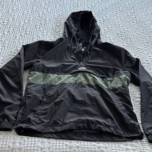Billabong Black Windbreaker with Olive Green Stripe